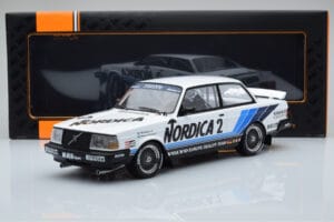 Volvo 240 Turbo Nordica #2 U. Granberg / T. Lindstrom ETCC Brno 1986 IXO 1:18 18RMC088 Metall — Bild 6 von 6