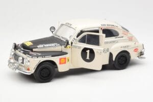 Volvo PV 544 Rally Revell 1:18 8922 Metall — Bild 2 von 8