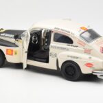 Volvo PV 544 Rally Revell 1:18 - image 5 of 8