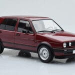 Volkswagen Golf GTI Mk2 Rot MCG 1:18 - image 4 of 6