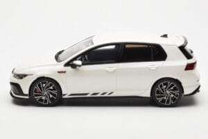 Volkswagen Golf GTI Mk8 Clubsport Weiß Otto 1:18 OT986 Resin — Bild 3 von 6