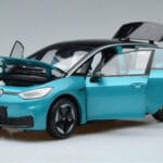 Volkswagen ID.3 Grün FAW 1:18 ZVN000001GRU Metall - image 2 of 7