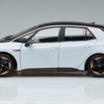 Volkswagen ID.3 Weiß FAW 1:18 ZVN000001WEI Metall - image 4 of 7