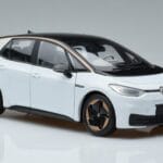 Volkswagen ID.3 Weiß FAW 1:18 ZVN000001WEI Metall - image 5 of 7