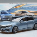 Volkswagen Passat B8 Blau FAW 1:18 ZVF000003A Metall - image 7 of 7