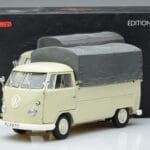 Volkswagen T1b Pickup Schuco 1:18 450037000 Metall - image 7 of 7