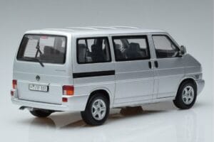 Volkswagen T4b Transporter Caravelle Minibus Schuco 1:18 450041500 Metall — Bild 3 von 8