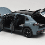 Volkswagen Teramont X Grau FAW 1:18 ZVB000003B Metall - image 5 of 8