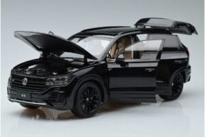 Volkswagen Touareg CR Schwarz FAW 1:18 LTC761021BLA Metall — Bild 2 von 7