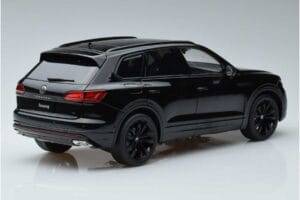 Volkswagen Touareg CR Schwarz FAW 1:18 LTC761021BLA Metall — Bild 3 von 7