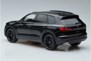 Volkswagen Touareg CR Schwarz FAW 1:18 LTC761021BLA Metall — Bild 6 von 7