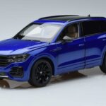 Volkswagen Touareg CR Blau FAW 1:18 LTC761021BLU Metall