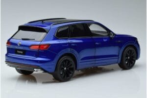 Volkswagen Touareg CR Blau FAW 1:18 LTC761021BLU Metall — Bild 3 von 7