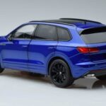 Volkswagen Touareg CR Blau FAW 1:18 LTC761021BLU Metall - image 6 of 7
