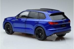 Volkswagen Touareg CR Blau FAW 1:18 LTC761021BLU Metall — Bild 6 von 7