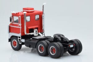 White 7400 Rot Silber IXO 1:43 TR170 Metall — Bild 4 von 5