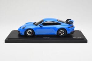 Porsche 911 992 GT3 Shark Blau Minichamps 1:18 WAP0211490M003 Resin — Bild 3 von 7