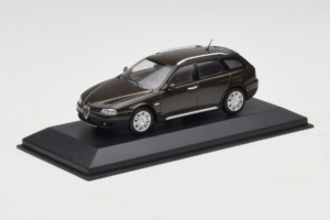 Alfa Romeo 159 Brooklands Green Minichamps 1:43 400120411 Metall — Bild 2 von 4