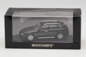 Alfa Romeo 159 Brooklands Green Minichamps 1:43 400120411 Metall — Bild 4 von 4