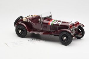 Alfa Romeo 1750 GS Spider #84 T. Nuvolari / B. Guidotti Mille Miglia Winner 1930 CMC 1:18 M-141 Metall — Bild 4 von 6