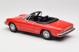 Alfa Romeo 2000 Spider Rot Minichamps 1:18 180120930 Metall — Bild 7 von 8
