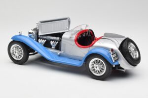 Alfa Romeo 2300 Spider Silberblau Bburago 1:18 3008 Metall — Bild 5 von 8