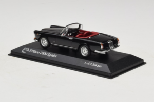 Alfa Romeo 2600 Spider Schwarz Minichamps 1:43 400120630 Metall — Bild 3 von 4