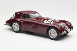 Alfa Romeo 8C 2900 B Speciale #19 24 Hours of Le Mans 1938 CMC 1:18 M-111 Metall — Bild 4 von 6