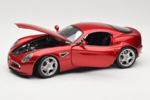 Alfa Romeo 8C Competizione Rot Bburago 1:18 18-11021 Metall — Bild 2 von 8
