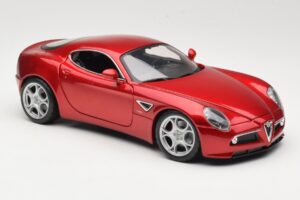 Alfa Romeo 8C Competizione Rot Bburago 1:18 18-11021 Metall — Bild 6 von 8
