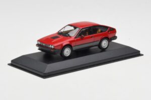 Alfa Romeo Alfetta GTV6 Rot Minichamps 1:43 400120140 Metall — Bild 2 von 4