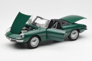 Alfa Romeo Duetto Spider Grün AUTOart 1:18 70138 Metall — Bild 2 von 8