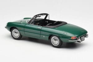 Alfa Romeo Duetto Spider Grün AUTOart 1:18 70138 Metall — Bild 7 von 8