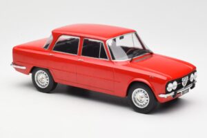 Alfa Romeo Giulia Nuova Super Rot MCG 1:18 MCG18145 Metall — Bild 4 von 6