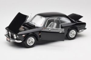Alfa Romeo Giulia Sprint GTA Schwarz Road Signature 1:18 92348 Metall — Bild 2 von 8