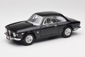 Alfa Romeo Giulia Sprint GTA Schwarz Road Signature 1:18 92348 Metall