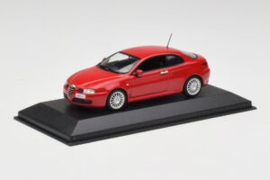 Alfa Romeo GT Alfa Rot Minichamps 1:43 400120321 Metall — Bild 2 von 4