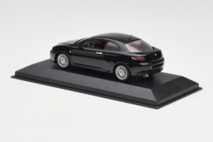 Alfa Romeo GT Schwarz Minichamps 1:43 400120320 Metall — Bild 3 von 4