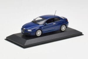 Alfa Romeo GT Dark Blue Metallic Minichamps 1:43 400120326 Metall — Bild 2 von 4