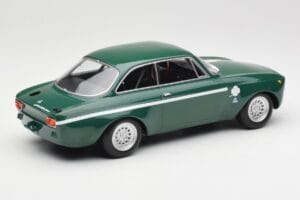 Alfa Romeo GTA 1300 Junior Grün Minichamps 1:18 155120022 Metall — Bild 2 von 6
