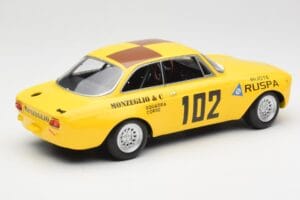Alfa Romeo GTA 1300 #102 Squadra Corse R. Zanetti / M. Ruspa / Monzeglio Targa Florio 1971 Minichamps 1:18 155711202 Metall — Bild 2 von 6