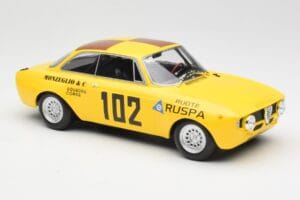 Alfa Romeo GTA 1300 #102 Squadra Corse R. Zanetti / M. Ruspa / Monzeglio Targa Florio 1971 Minichamps 1:18 155711202 Metall — Bild 4 von 6