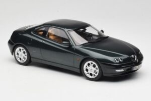 Alfa Romeo GTV 916 Coventry Green Metallic Norev 1:18 187842 Metall — Bild 4 von 6