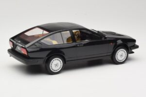 Alfa Romeo GTV6 2.5 Schwarz Laudoracing-Models 1:18 LM110C Metall — Bild 2 von 6