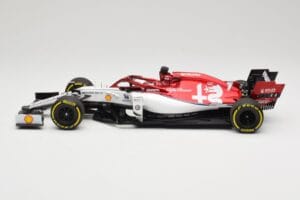 Alfa Romeo Racing C38 #7 K. Raikkonen F1 2019 Minichamps 1:18 110190007 Metall — Bild 3 von 6