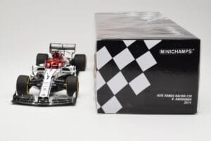Alfa Romeo Racing C38 #7 K. Raikkonen F1 2019 Minichamps 1:18 110190007 Metall — Bild 6 von 6