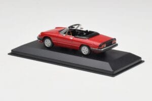 Alfa Romeo Spider 2000 Alfa Rot Minichamps 1:43 436120760 Metall — Bild 3 von 4
