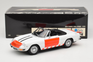 Alfa Romeo Spider Rijkspolitie Minichamps 1:18 180120994 Metall — Bild 8 von 8