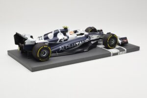 AlphaTauri AT03 #22 Y. Tsunoda Bahrain GP 2022 Minichamps 1:18 117220122 Metall — Bild 3 von 6