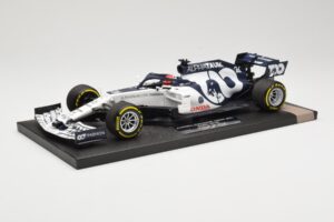 AlphaTauri Honda AT01 #26 D. Kvyat Italian GP 2020 Minichamps 1:18 117200826 Metall — Bild 2 von 6